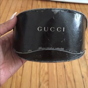100%  authentic Gucci sun glasses